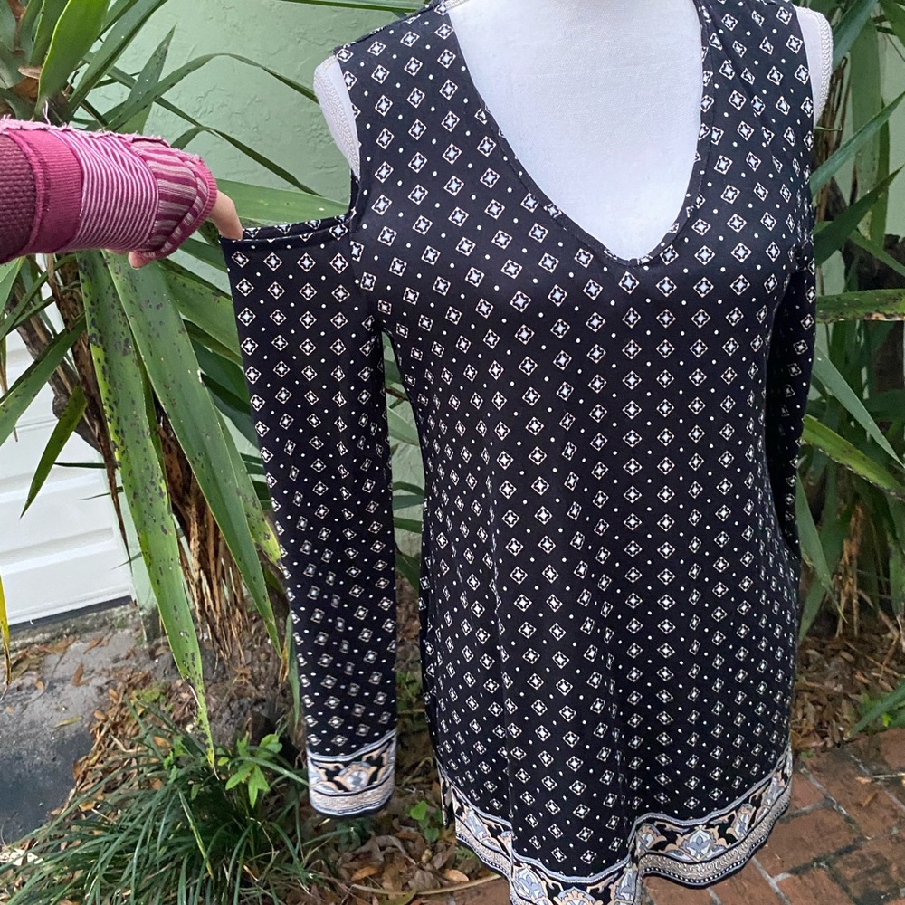 Black and White Cold Shoulder Top